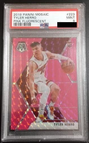 その他 Tyler Herro PINK Fluorescent RC /10 PSA9 Tyler Herro [Pink Camo] #223 Prices [Rookie] | 2019 Panini Mosaic