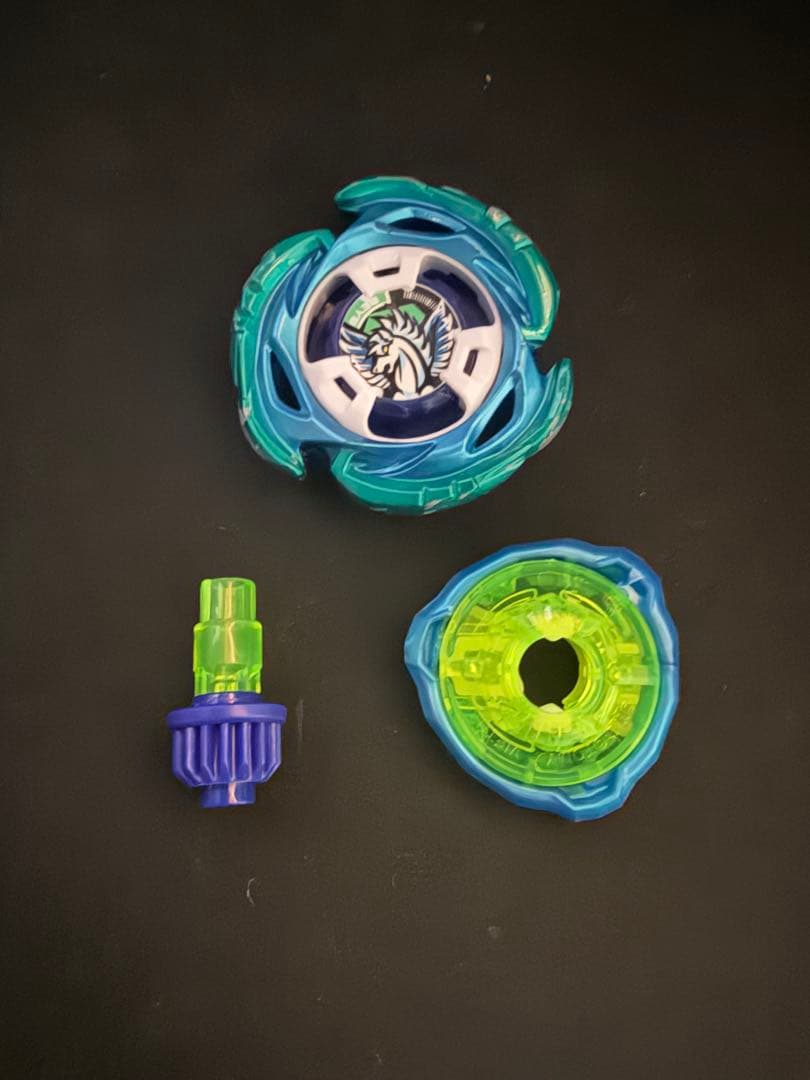 ベイブレード　エアロペガサス　38.28g