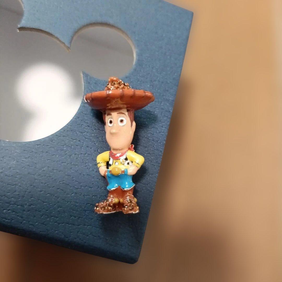 ディズニー スワロフスキー ® クリスタル　ウッディ ミニフィギュア SWAROVSKI（スワロフスキー） クリスタルフィギュア トイ ストーリー