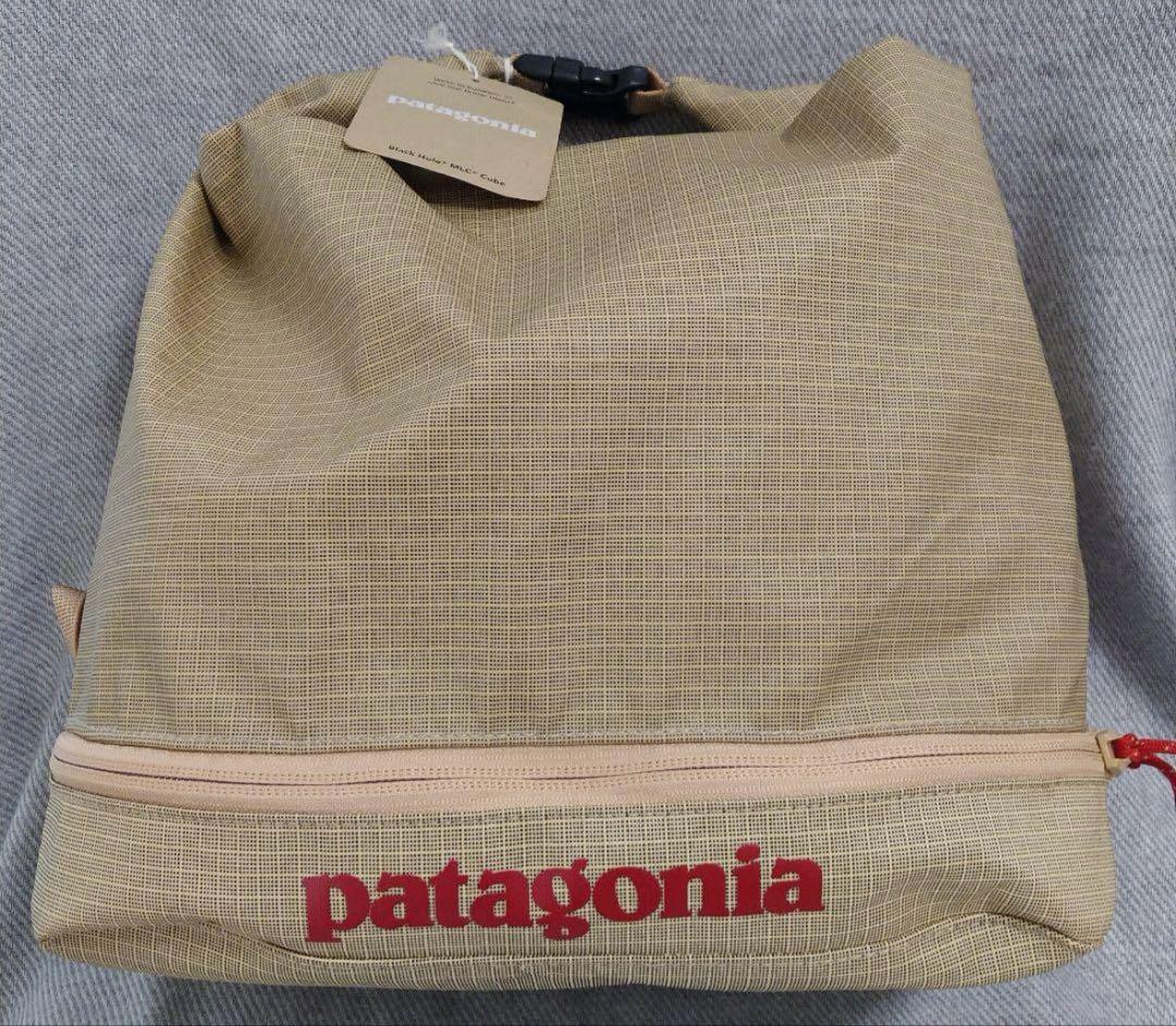 パタゴニア ブラックホール キューブ MLC 12L タグ付き