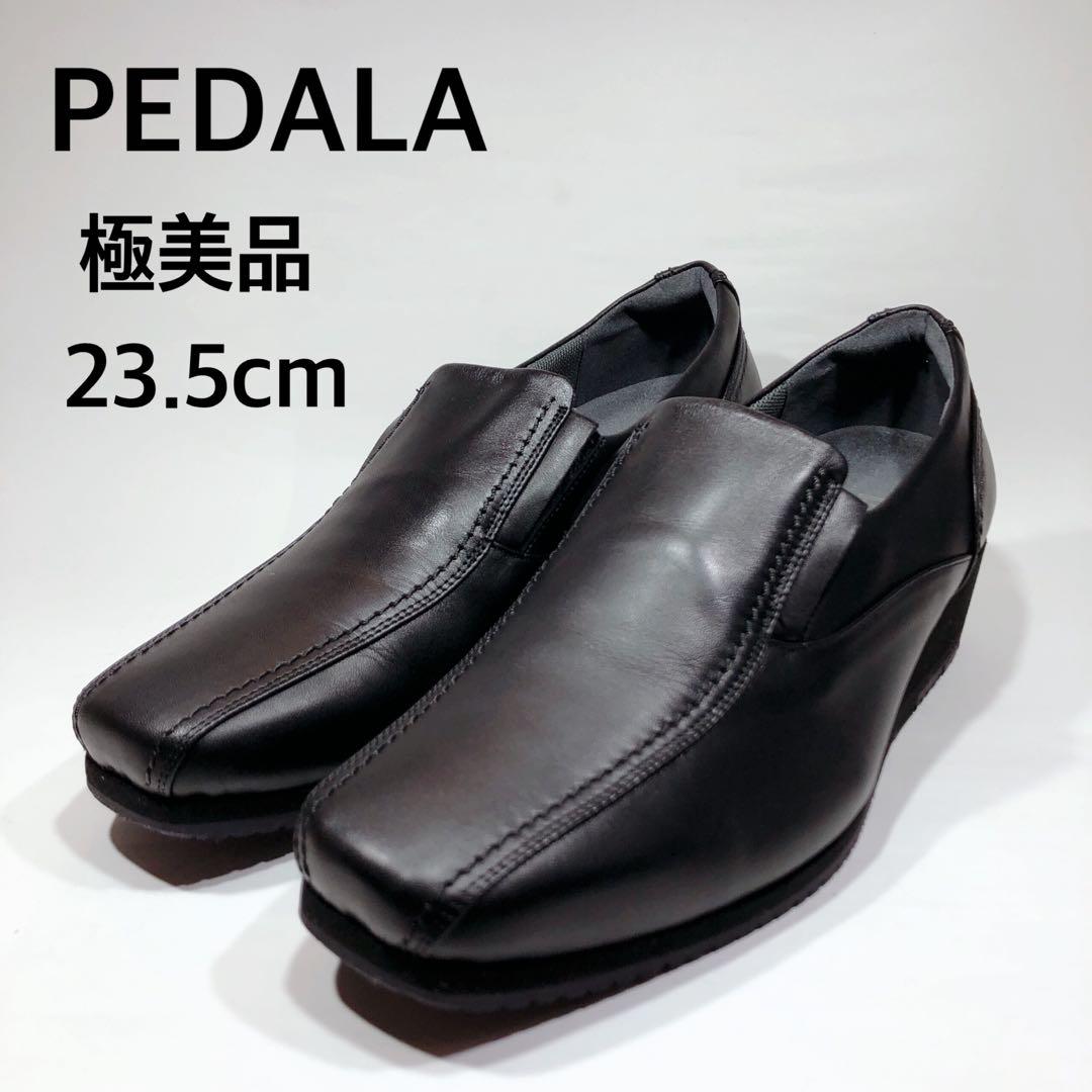 【未使用級】ペダラ　スリッポン　レザーパンプスウェッジソール　スワールトゥ　4E