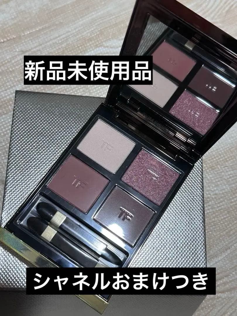 新品未使用TOM FORD アイ カラー クアッド 030 インシグニア ローズ