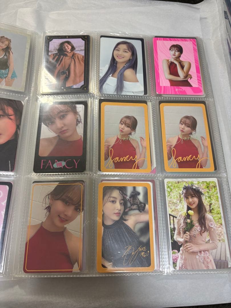 TWICE ジヒョ トレカ まとめ売り - メルカリ