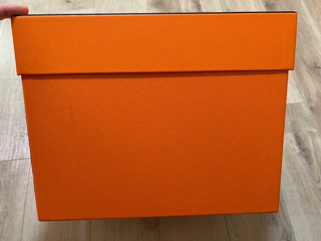 HERMES エルメス 箱 オレンジボックス ピコタンpm 18 - メルカリ