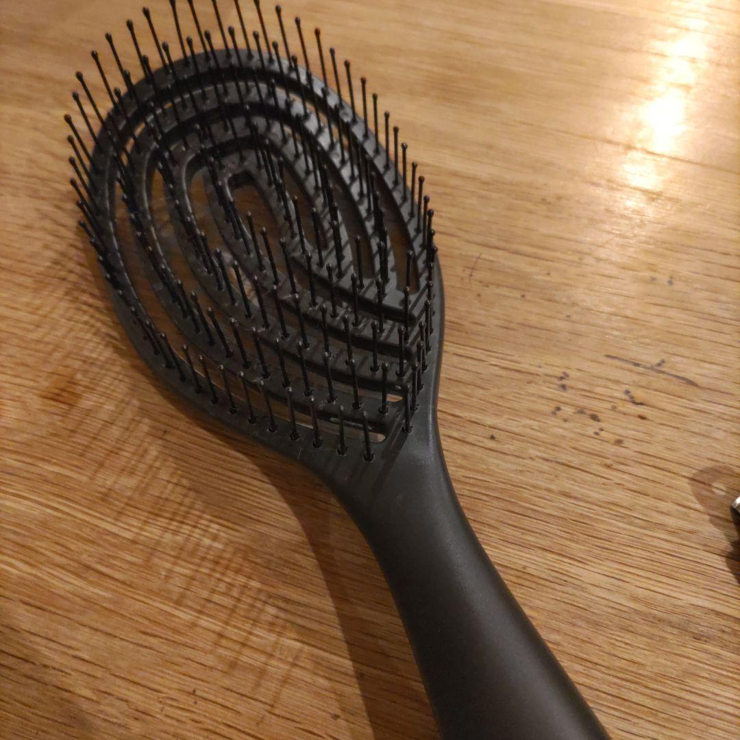 ヘアカールブラシ