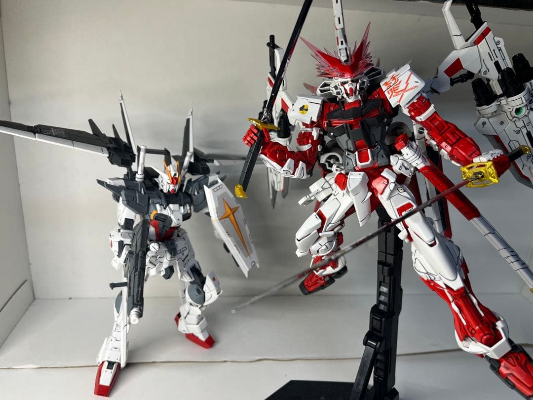 MG ガンダムエクスインパルス 　　　ガンダムアストレイレッドドラゴン