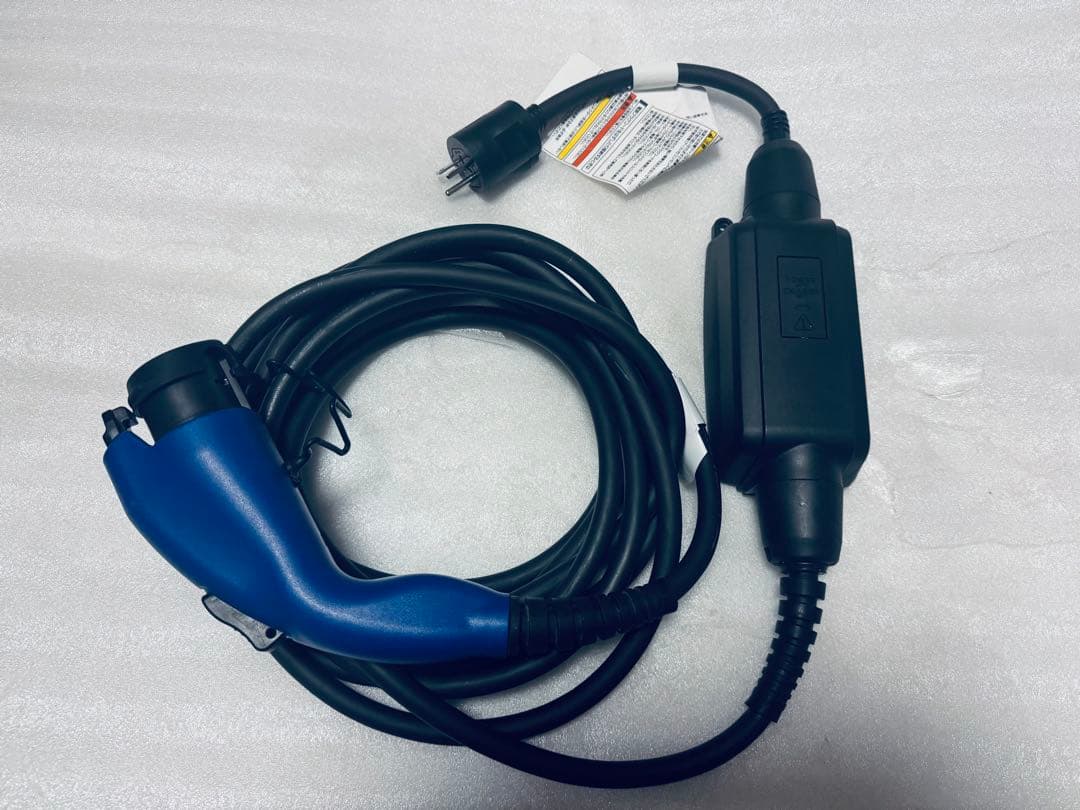 レクサス　PHV 充電コード G9060-76010 115