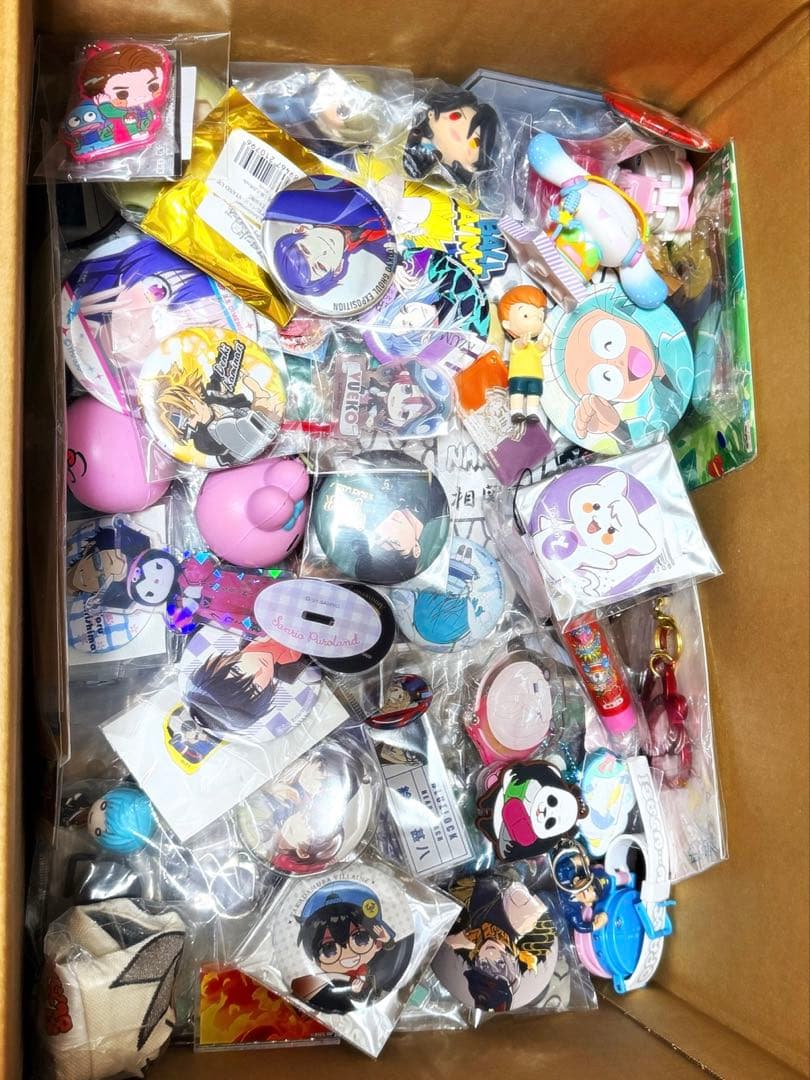 アニメグッズ　大量　まとめ売り　ノンジャンル　ホビー　①断捨離　匿名配送