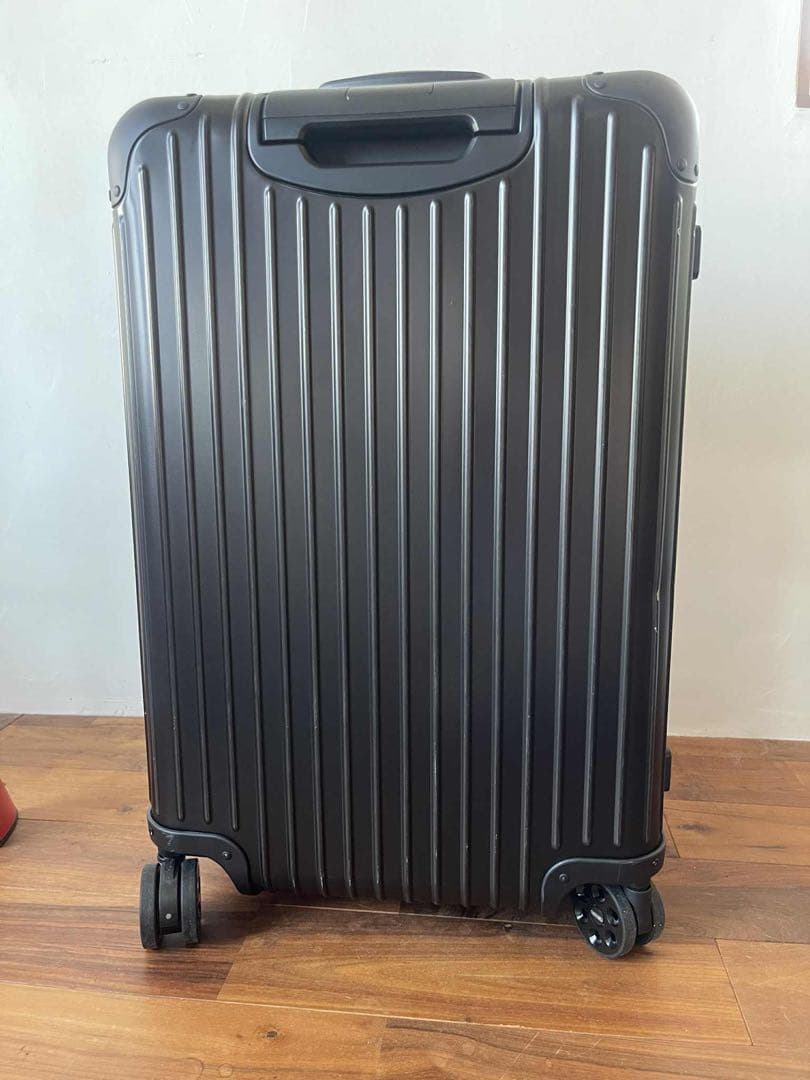 r*0様 ［希少］リモワ　トパーズ　ステルス　電子タグ／64L ブラック リモワ トパーズ ステルス 924.56.01.4 45リットル 4輪 | リモワ