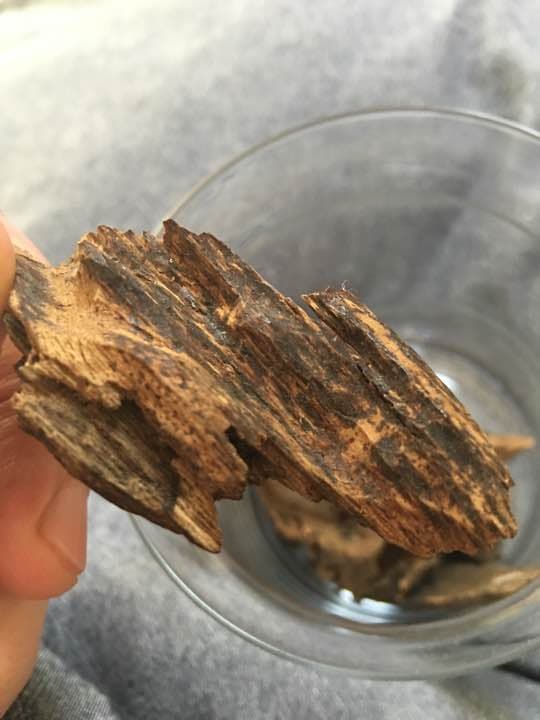 沈香 ベトナム產 油多い 伽羅 香木