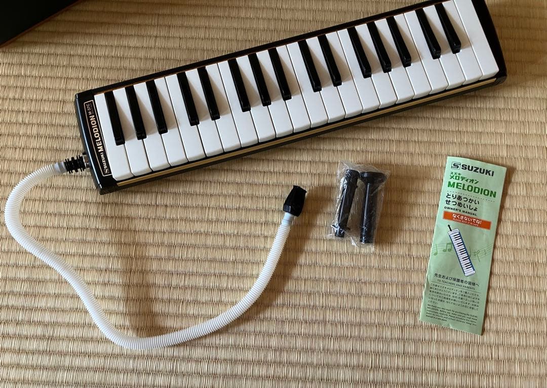 SUZUKI MELODIAN M-37C 鍵盤ハーモニカ SUZUKI M-37C 鍵盤ハーモニカ(スズキ メロディオン アルト 37鍵) | web
