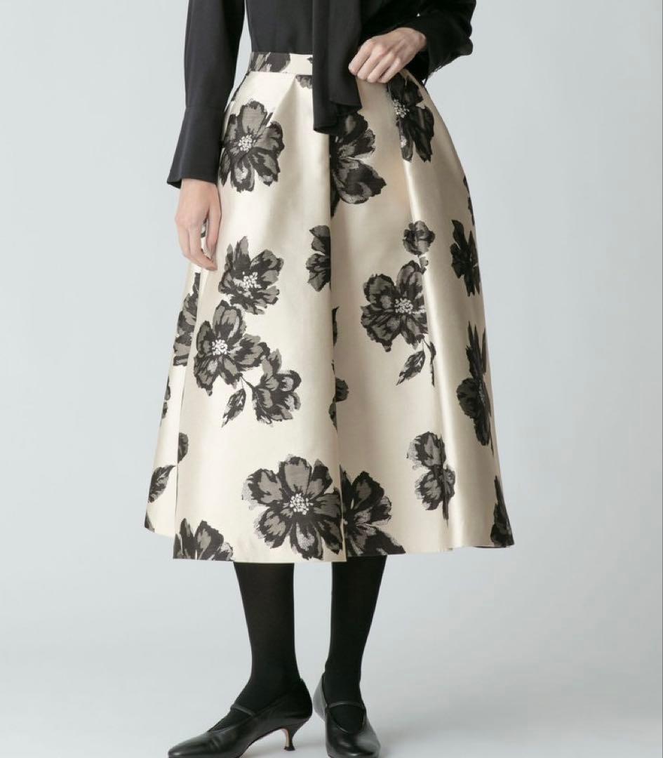 【新品未使用タグ付】allureville ラメフラワージャガードスカート