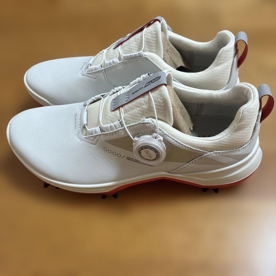 レディースECCOゴルフシューズ　23.5
