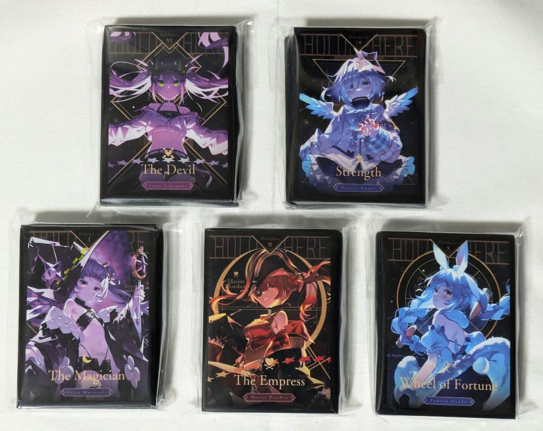 ホロライブ　hololive　タロット　スリーブ　5種セット　新品未開封 ホロライブ スリーブ 混沌の女神様 タロット 5種類 計5枚 - メルカリ