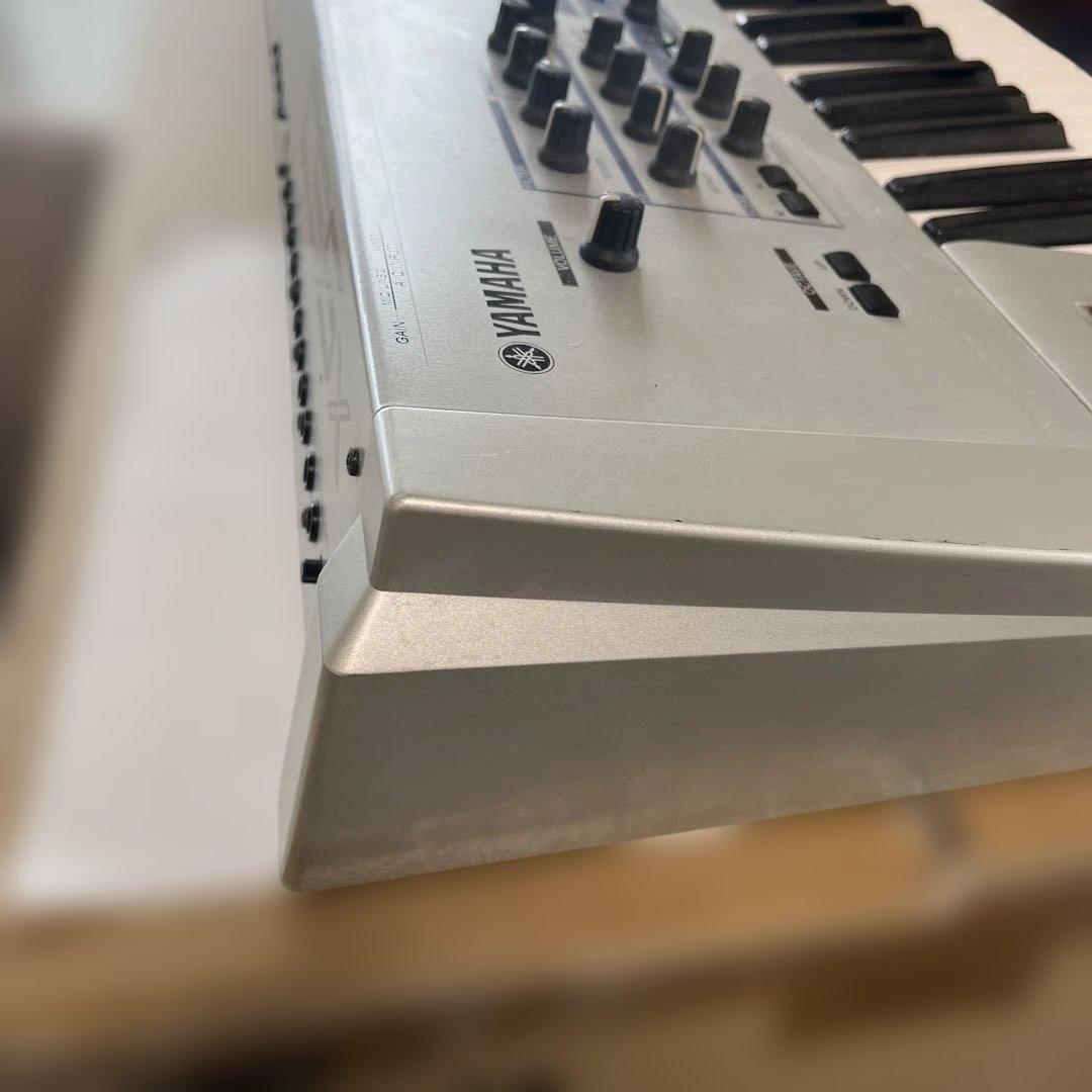 YAMAHA CS6X シンセサイザー 61鍵 中古ジャンクにての通販はau PAY
