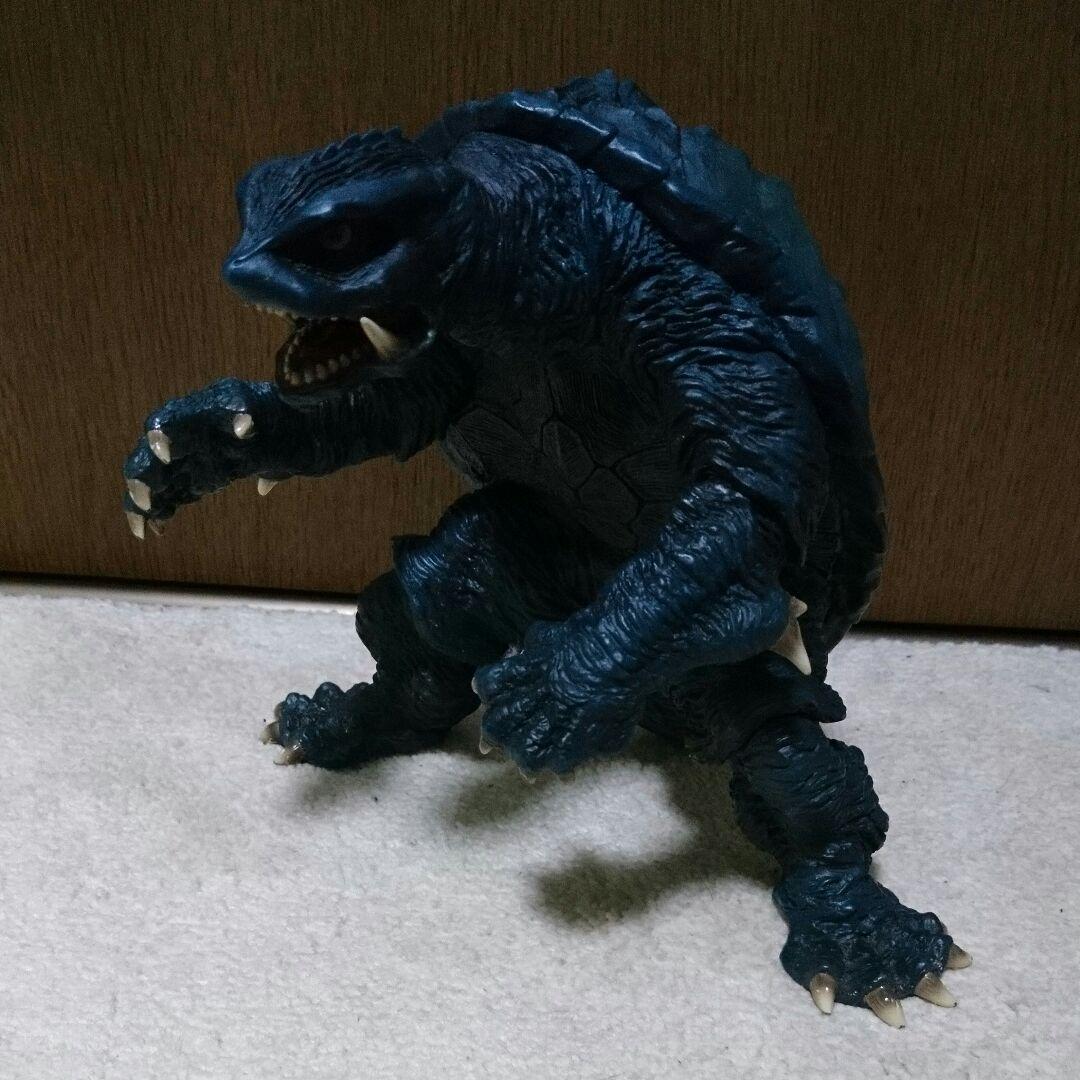 ガメラ フィギュア