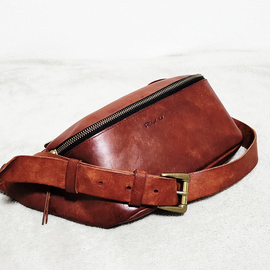 【美品】RYU レザー ボディバッグ 本革 生産終了品