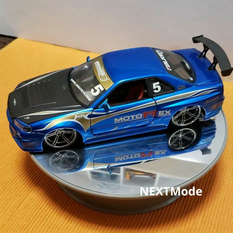 ミニカー Jada 完成品 2台展示台set ミニカー Jada 完成品 2台展示台set - メルカリ