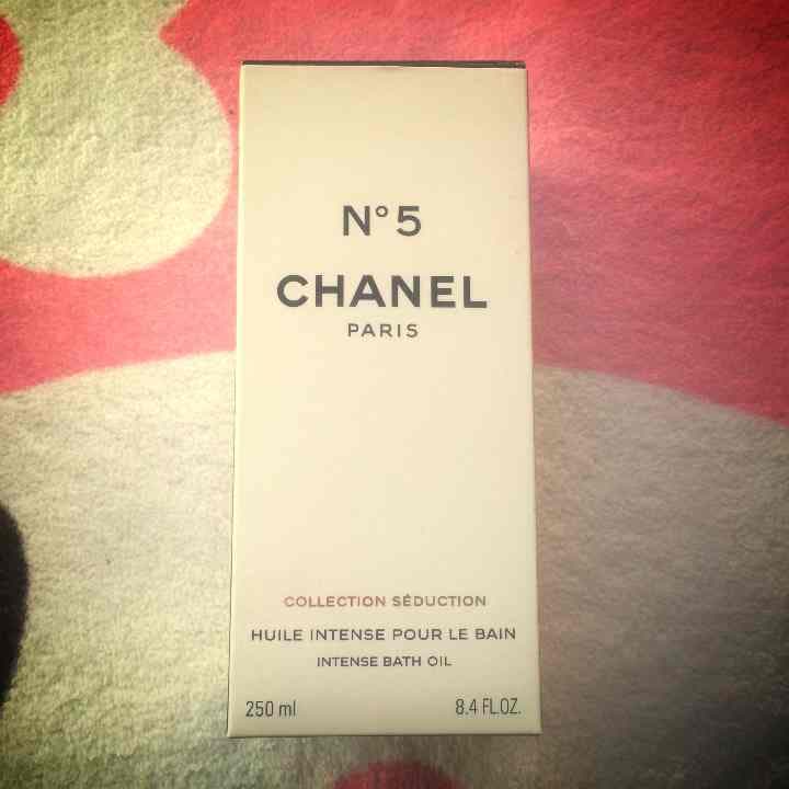 CHANEL バスオイル