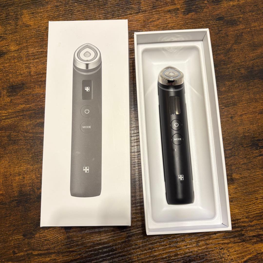 メディキューブ　美顔器　AGE-R ブースタープロ　ブラック