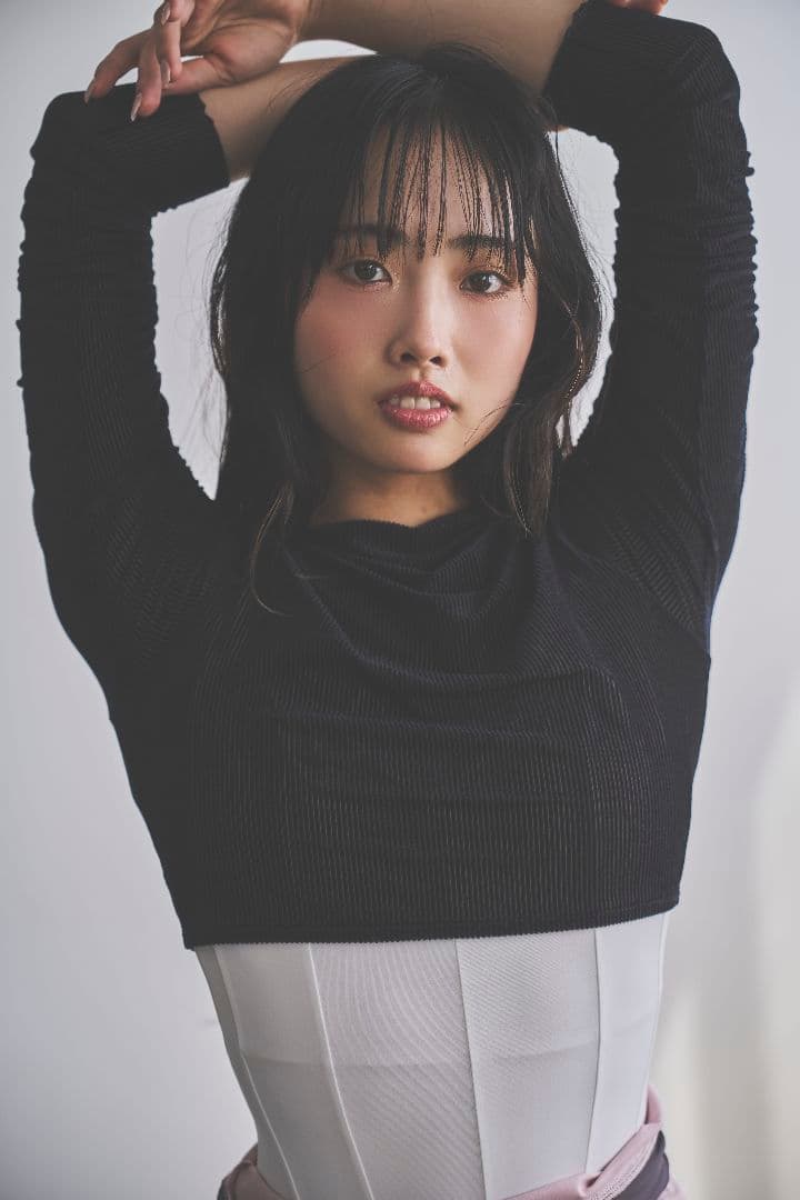 a*i様 Retune.sheer velour tops スティナ トップスの通販はau PAY