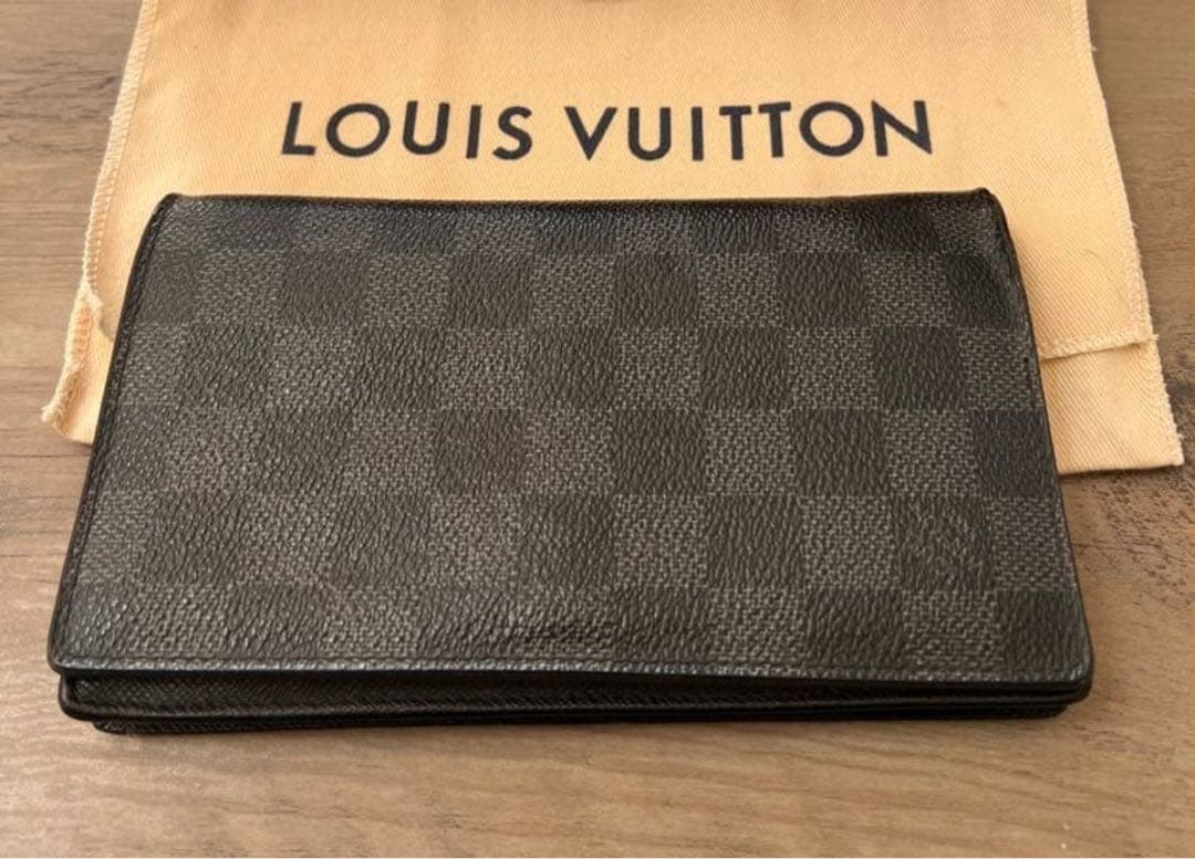 【格安】早い者勝ち⭐️ルイヴィトン ダミエ グラフィット ポルトフォイユ ポルトフォイユ・ブラザ ダミエ・グラフィット｜ルイ・ヴィトン 公式