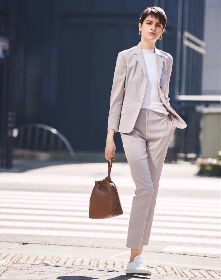 【未使用級】Theory シアサッカー パンツスーツ ストライプ ブラウン