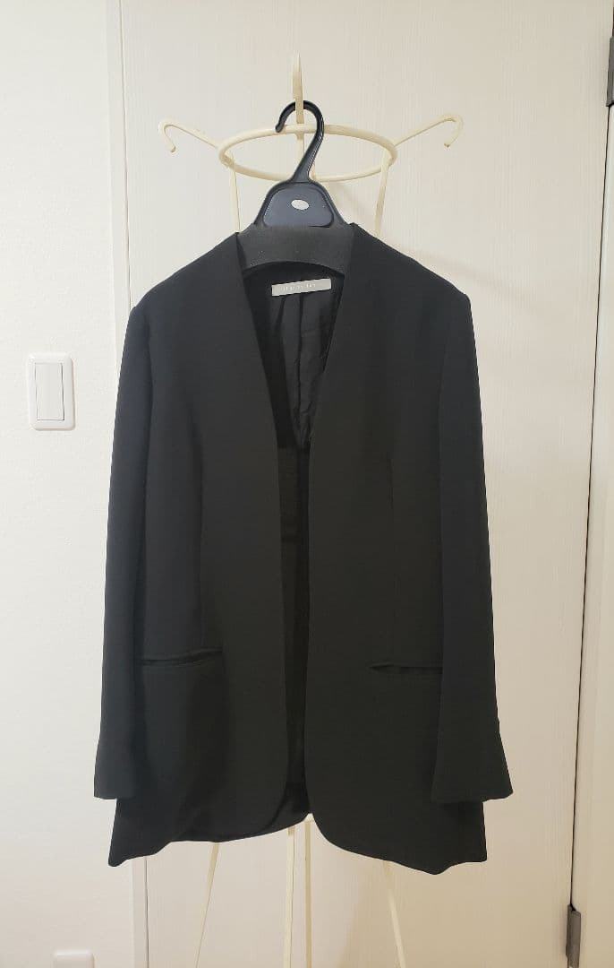 セオリーリュクス　ブラックジャケット 38