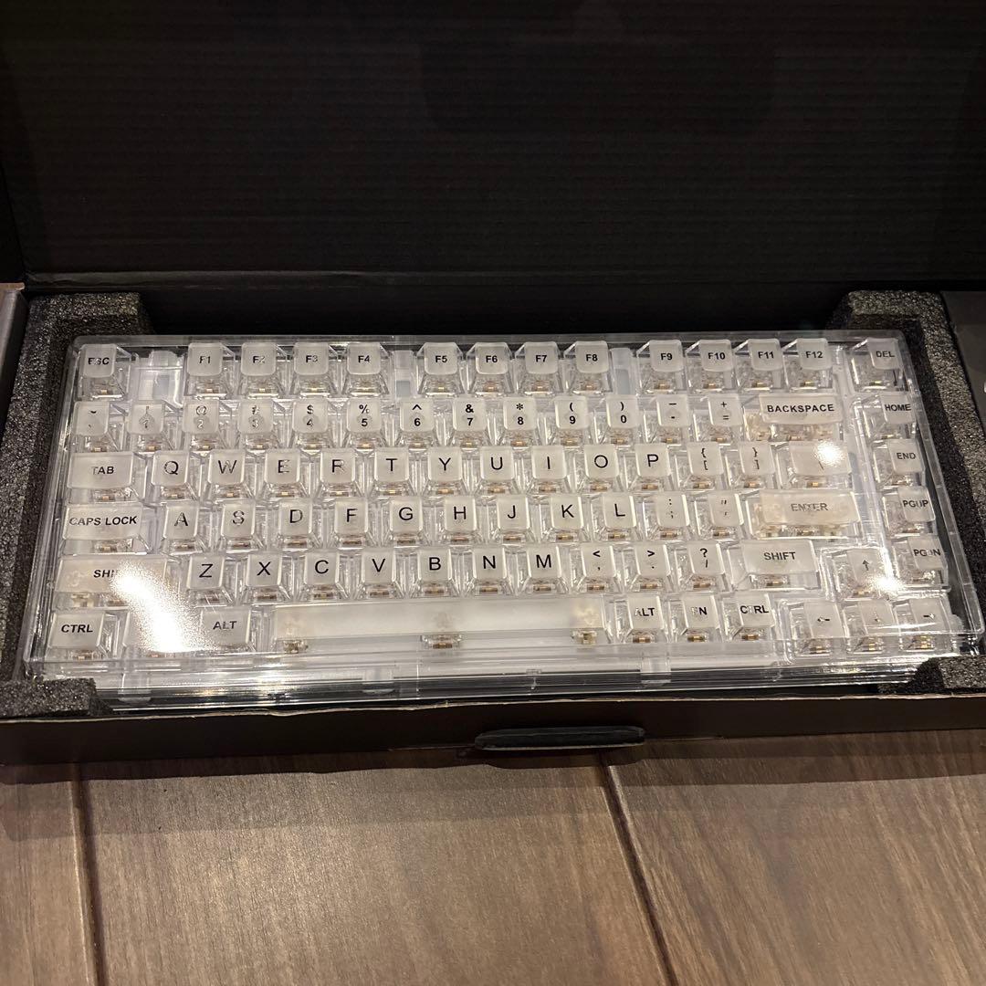 YUNZII X75 PRO 英語配列 (Kailh ジェリーフィッシュ軸）