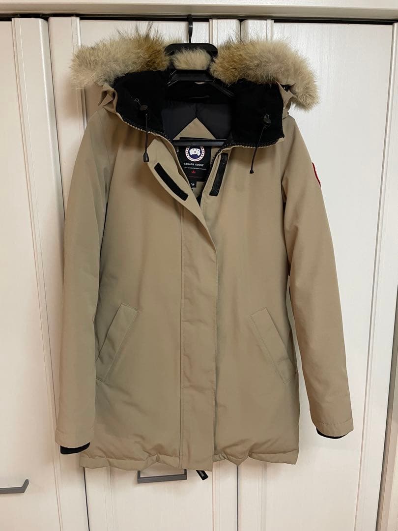   ダウンジャケット ヴィクトリアベージュ