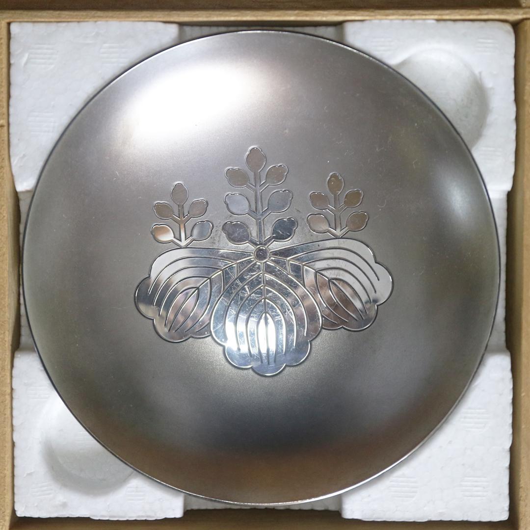 銀杯 桐紋 純銀 内閣総理大臣 重さ179g 最大径およそ12.5cm - メルカリ