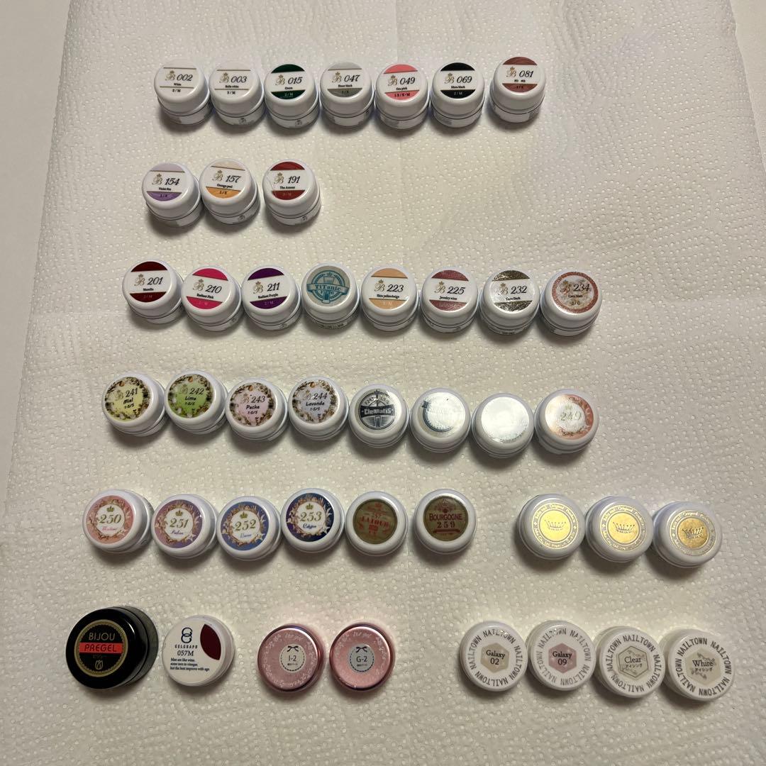 ⭐︎ベラフォーマ　カラージェル32色 ⭐︎ベラネイル　3色　⭐︎プリジェルビジュー等