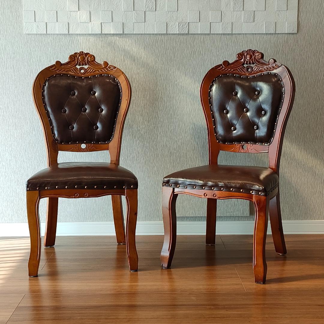 アンティーク　合皮チェア　ダイニングチェア　2脚セット