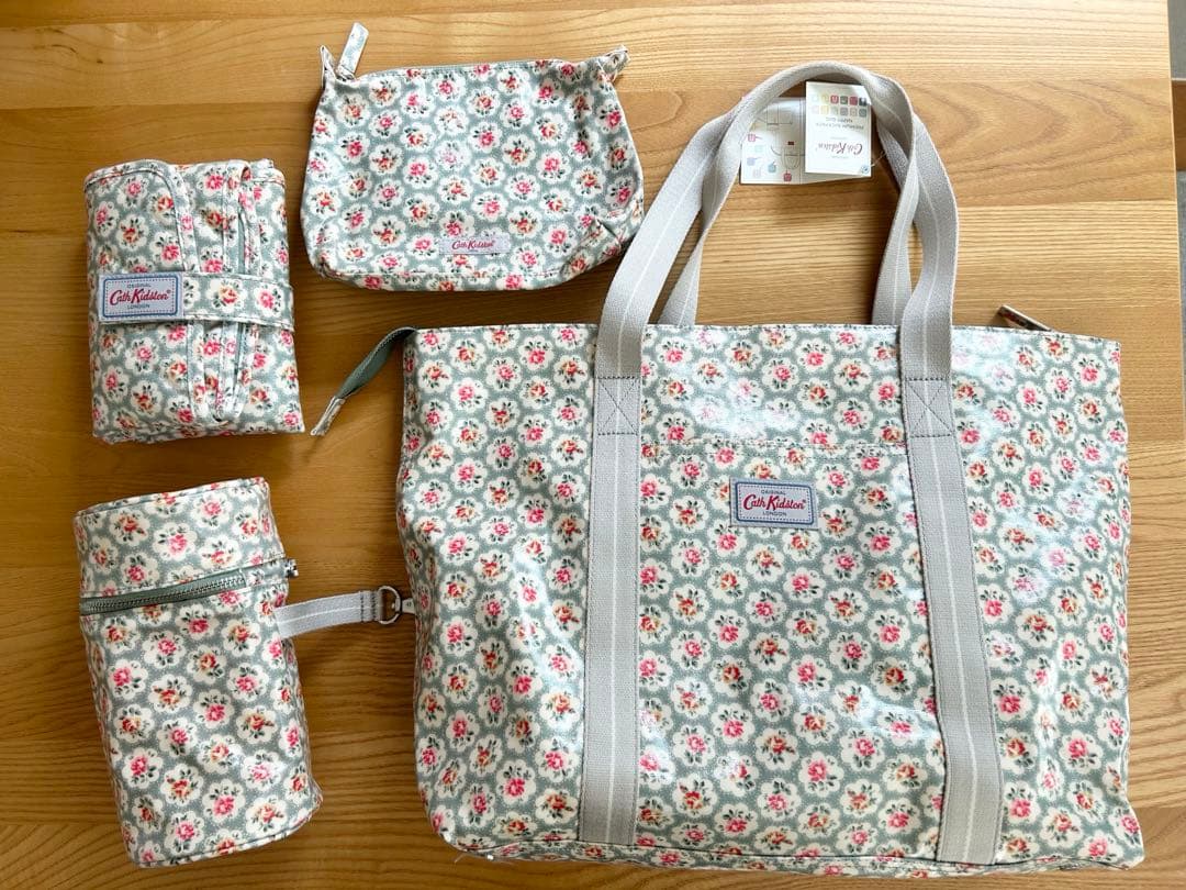 キャスキッドソン　マザーズバッグ