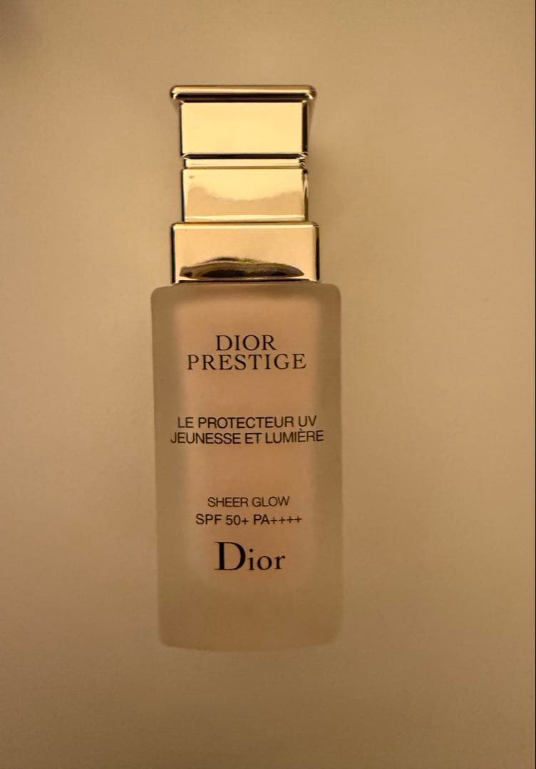DIOR プレステージ　ホワイト　ル　プロテクターUV ルミエール　シアーグロー