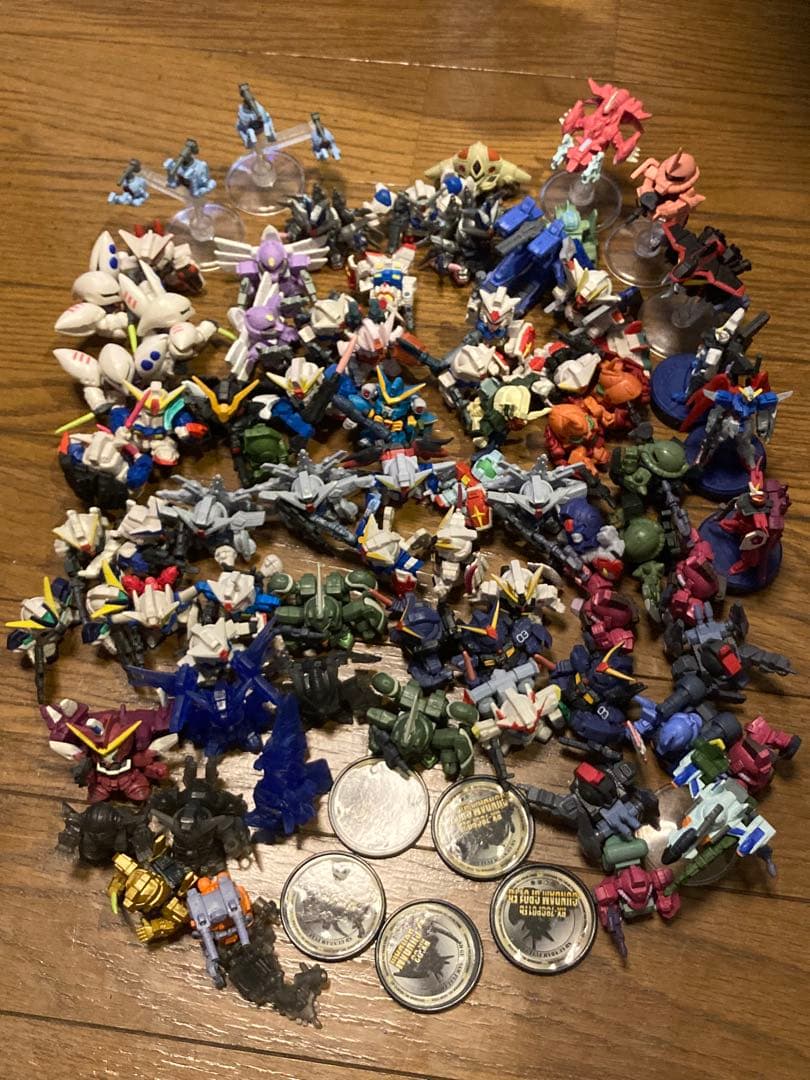 ガンダム　ガチャポン　フィギュア　フルカラー　77体　まとめ売り SDガンダム フルカラー 80体ほど ガシャポン まとめ売り - メルカリ
