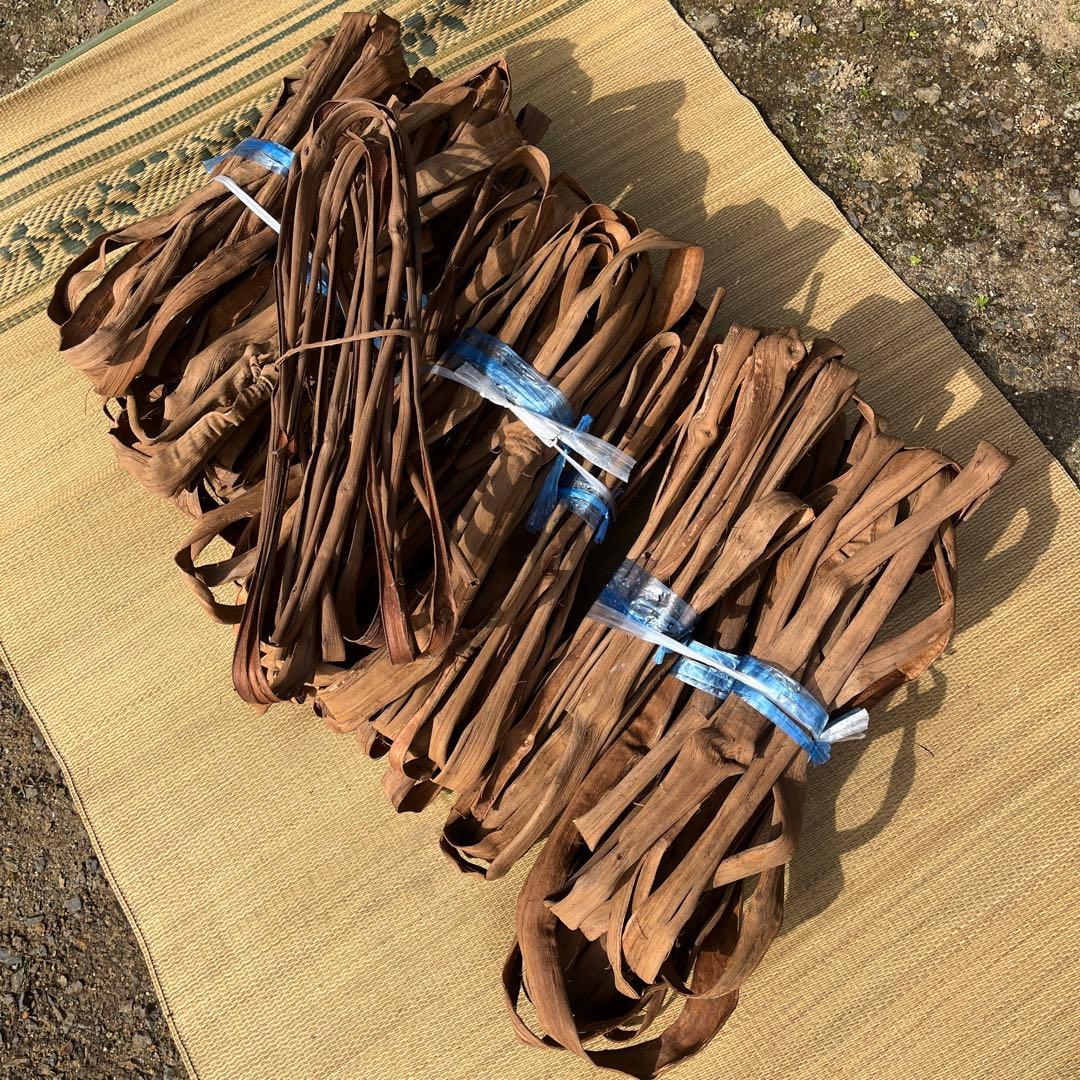 anan様⑤山葡萄　蔓　3キロ　上品 伝統技術×サステナビリティ 使い込むほどに風合いが増す、“山葡萄の蔓