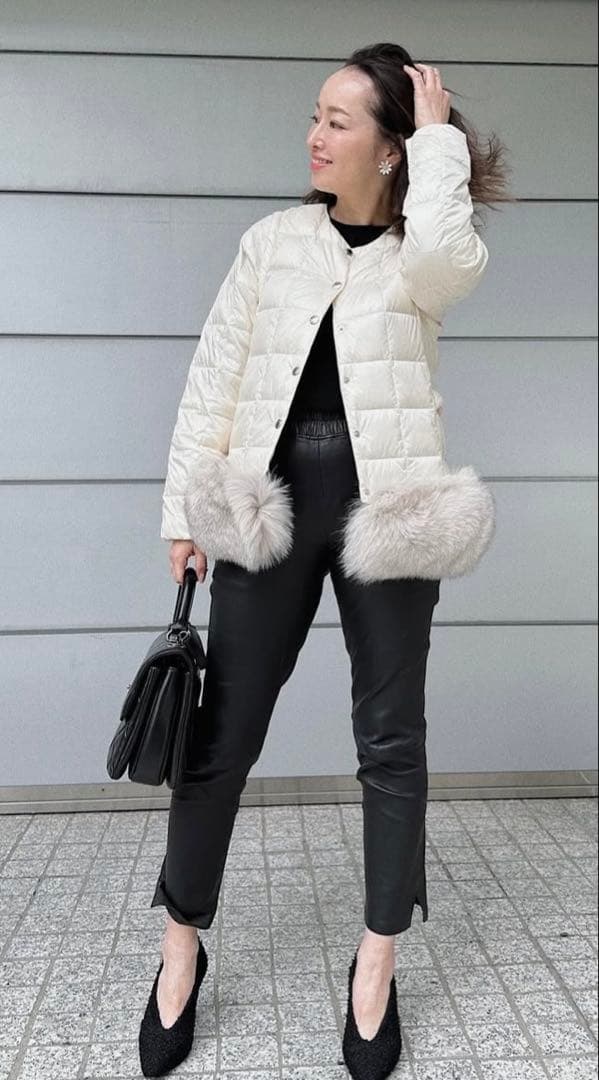 ［未使用］タイオンエクストラ クルーネックダウン 裾ファーセット 白S 翁安芸