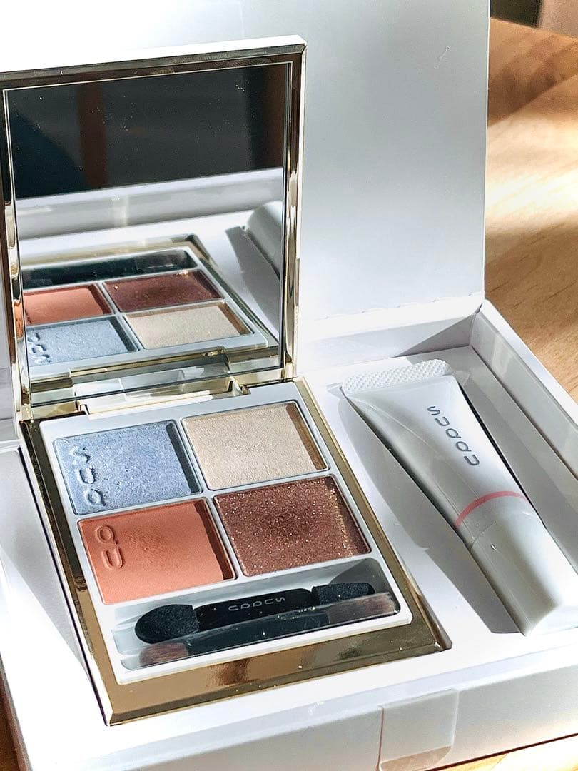 SUQQU ホリデーコレクション2025 メイクアップキット　光飾