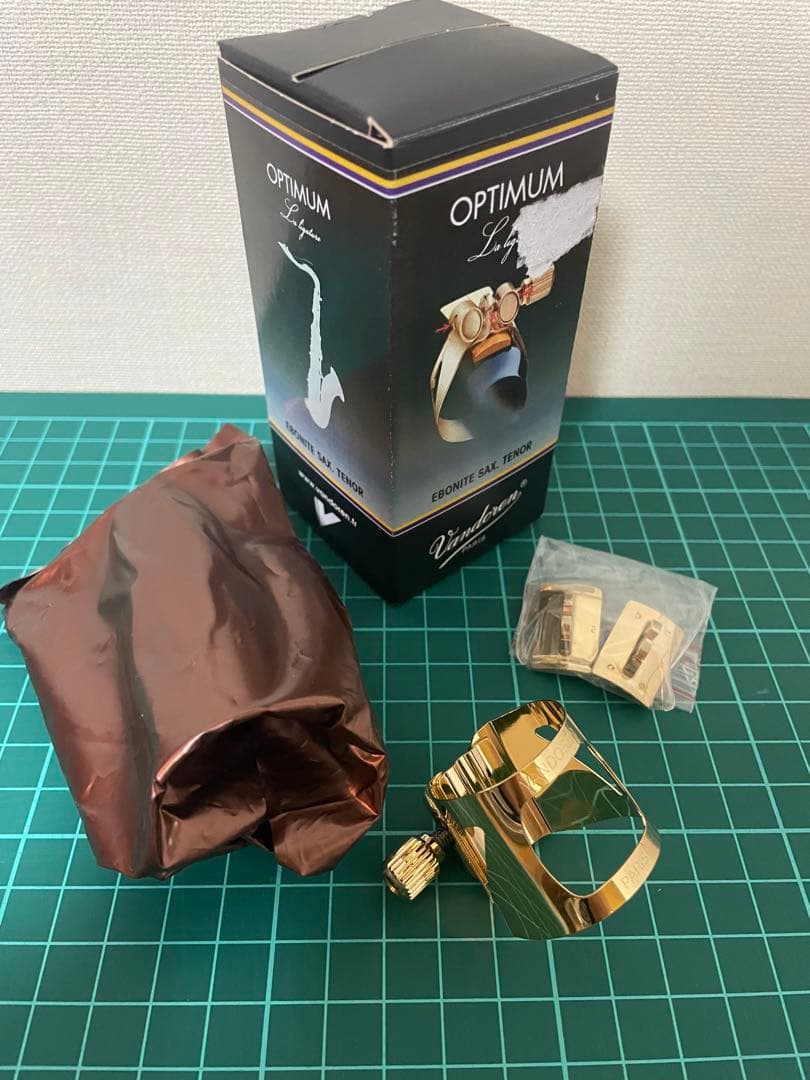 OPTIMUM テナーサックスリガチャー　LC08P バンドレン テナーサックスリガチャー&キャップOptimum LC08P｜ 管楽器