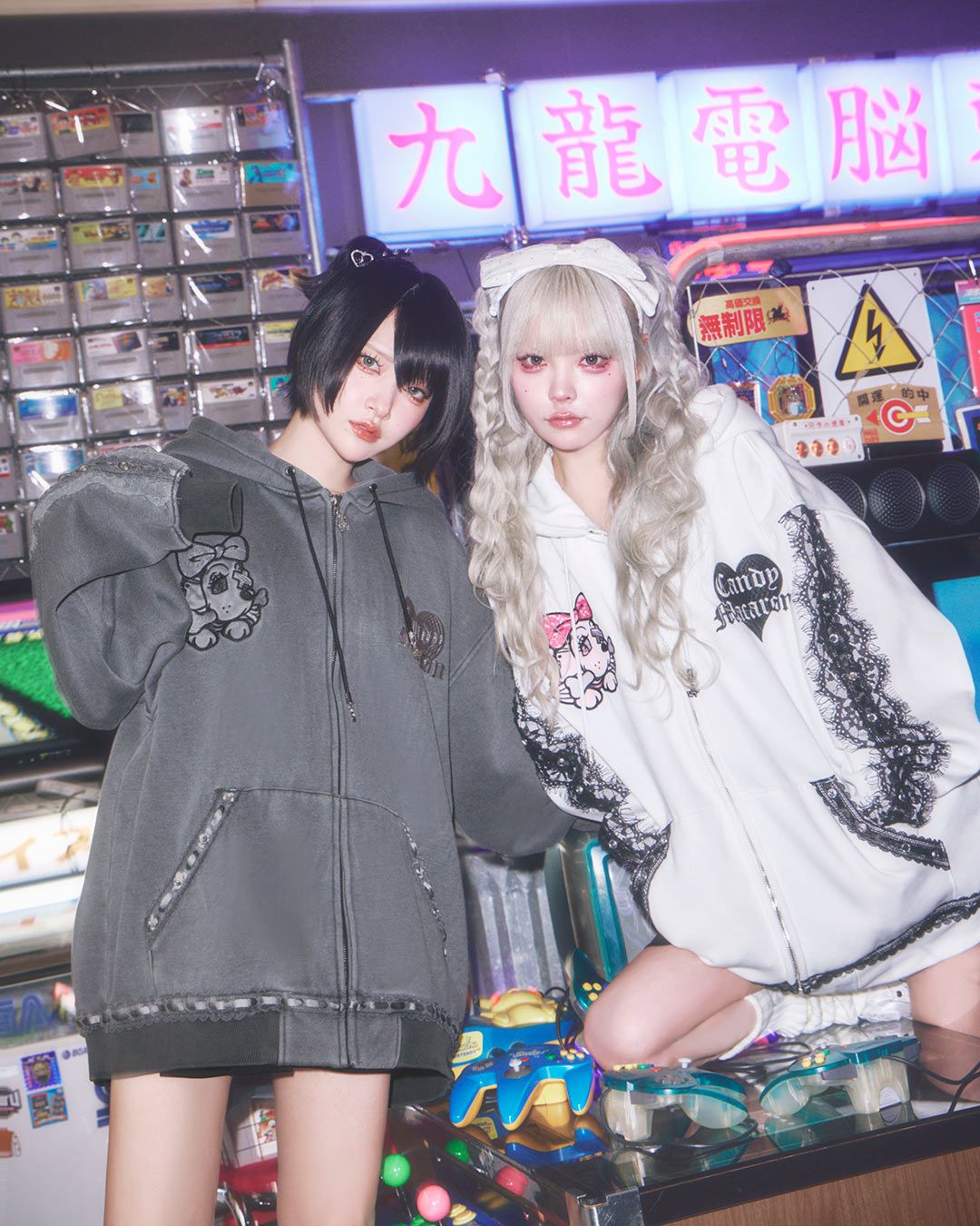 ガルフィーコラボBIGパーカー ホワイト | ファッション通販＆メディア