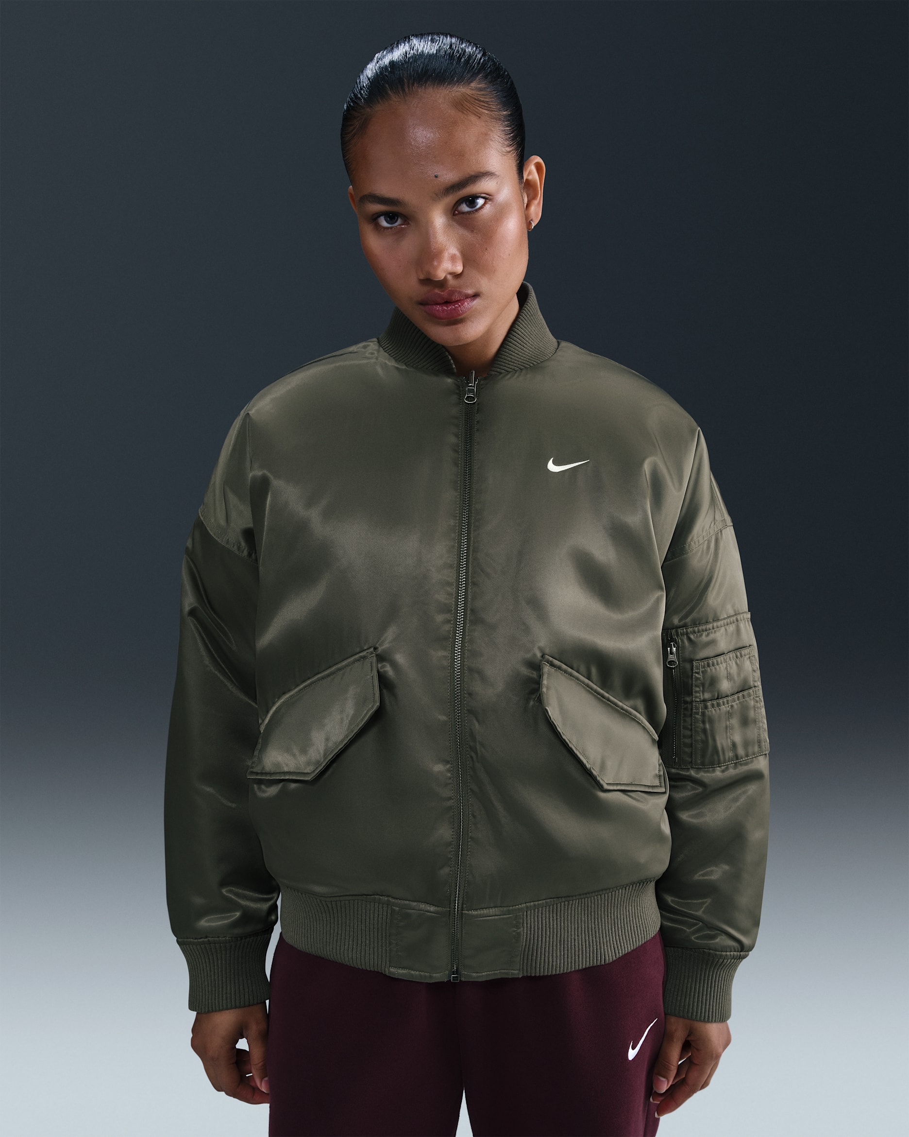 Nike Sportswear Women's Therma-FIT Reversible Bomber Jacket. Nike PT