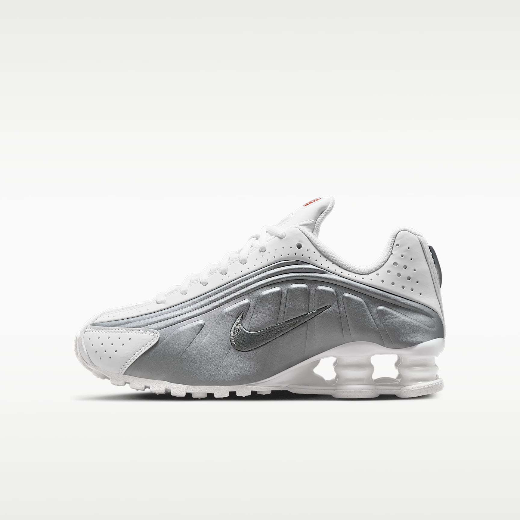 Nike Shox R4 Older Kids' Shoes. Nike DK