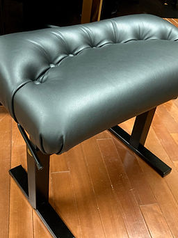 アンデグシンガー社製ピアノベンチ｜ピアノ椅子｜ 株式会社井関楽器｜