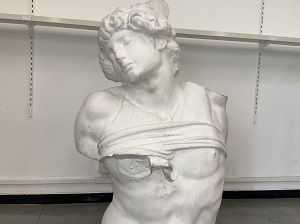 12月の石膏像 パジャント