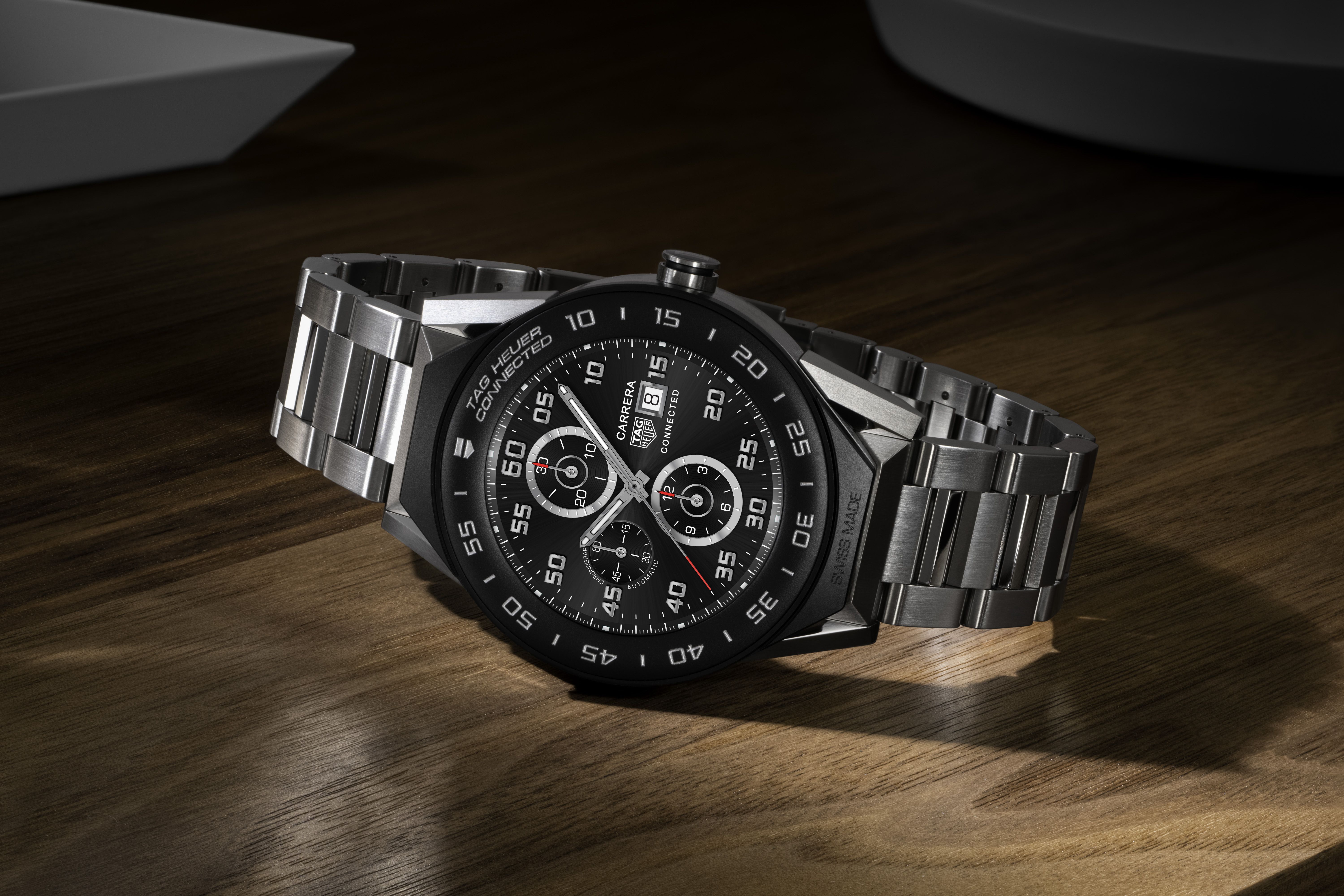 nexus2cee_C.TAGHeuer-Connected