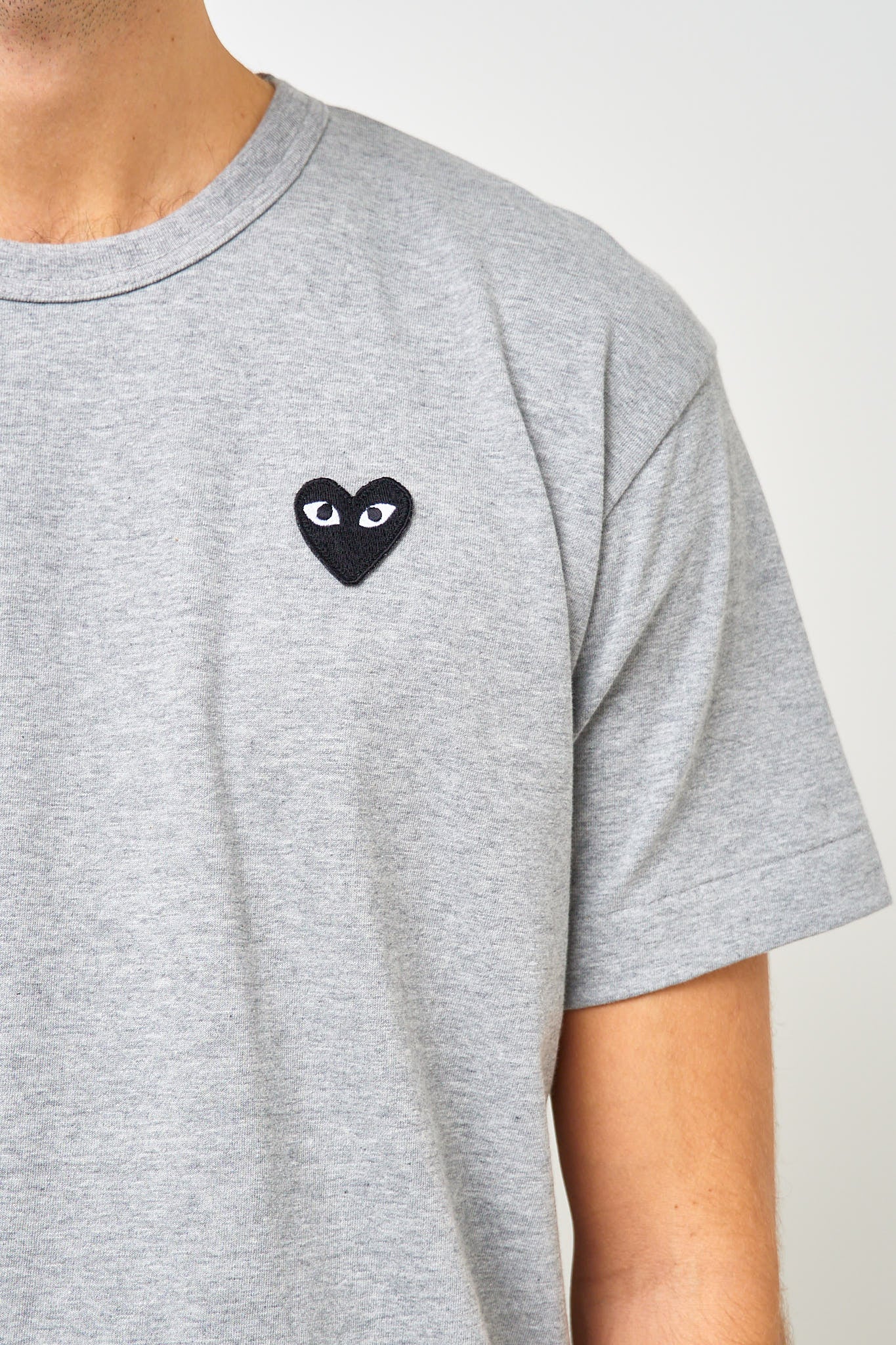 Comme des Garçons Play Black Heart T-shirt Grey – STRØM