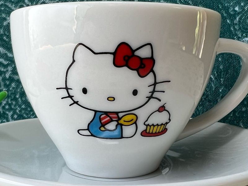 SANRIO サンリオ 2003年製 ハローキティカップ＆ソーサー C330